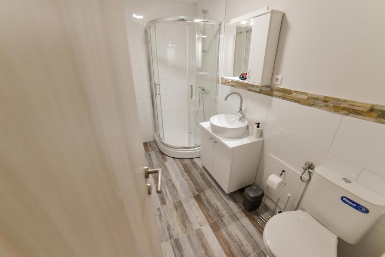 Apartmani Statik Sd سميديريفو المظهر الخارجي الصورة